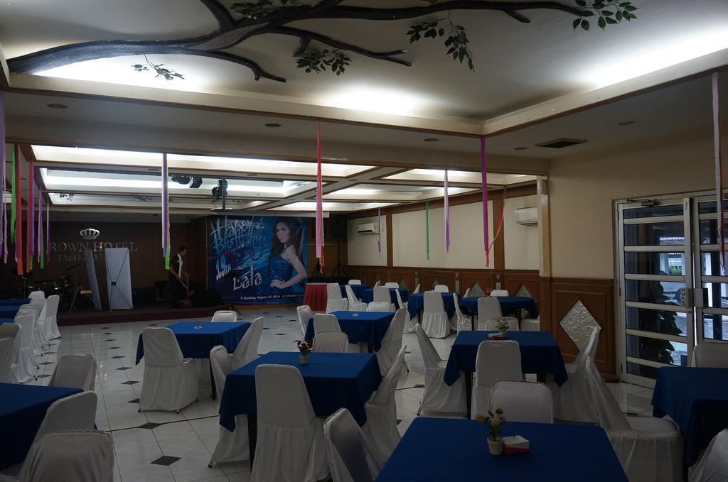 Urbanview Hotel Crown Tasikmalaya By Reddoorz Extérieur photo