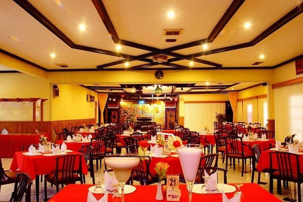 Urbanview Hotel Crown Tasikmalaya By Reddoorz Extérieur photo